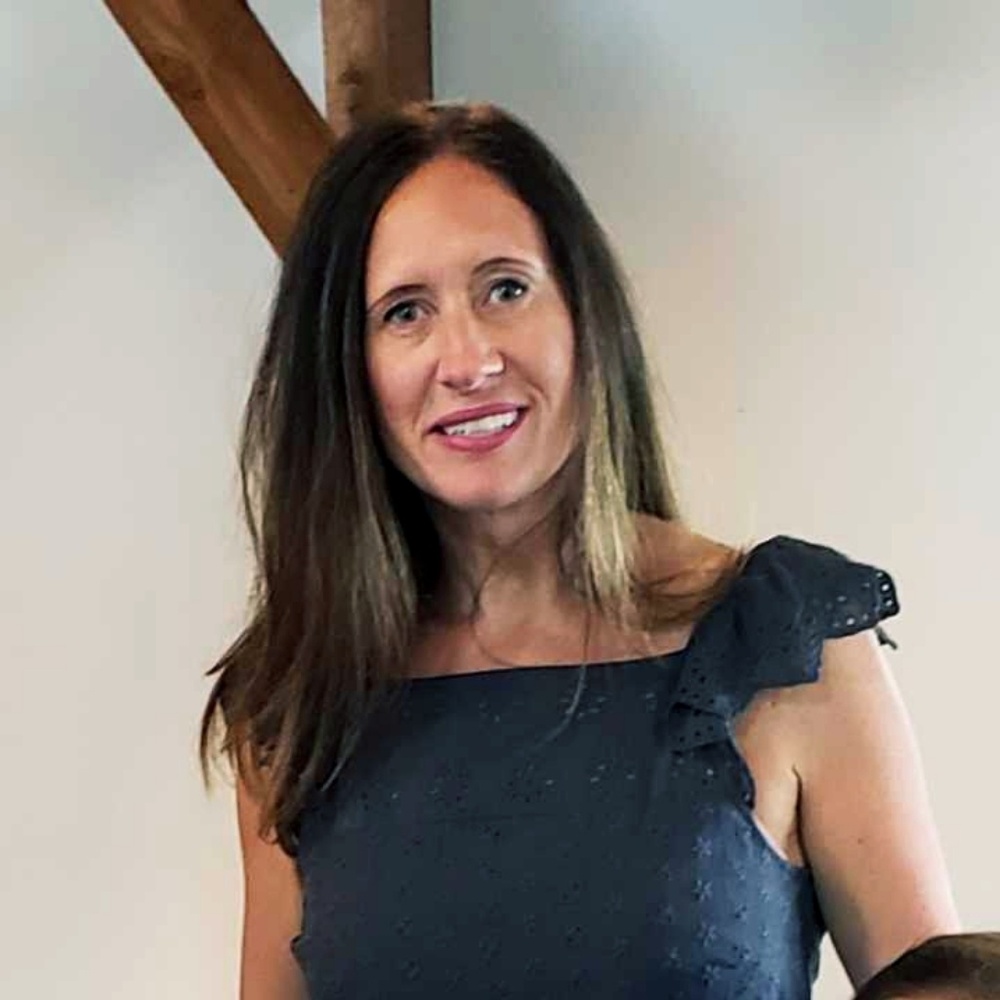 Meet your Posher, Jennifer